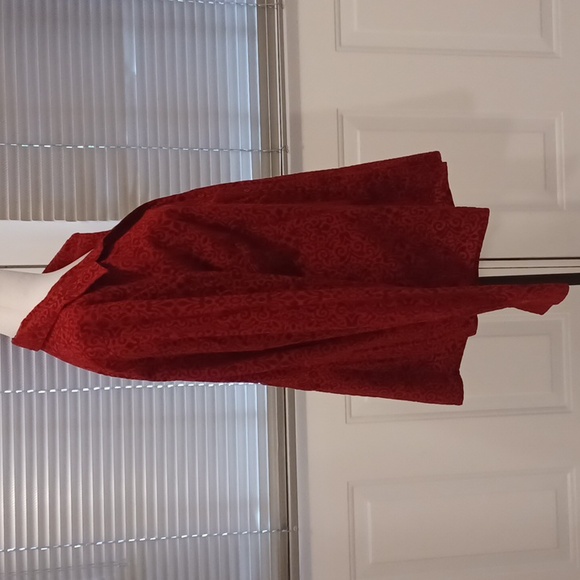 4/$60 Red Velour Flocked Blouse - Size XL - Picture 3 of 7